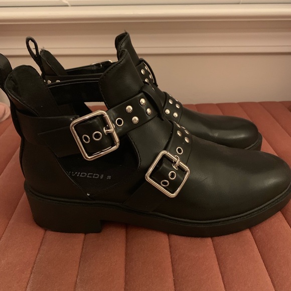 H&M Divided ankle boots - Picture 2 of 3